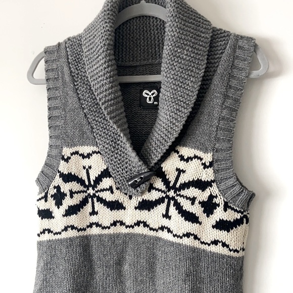 NEW! M Aritzia Longline V neck Sweater/Dress, Black and Grey - Picture 2 of 5